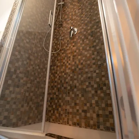 Apartamento B Lieve Monza